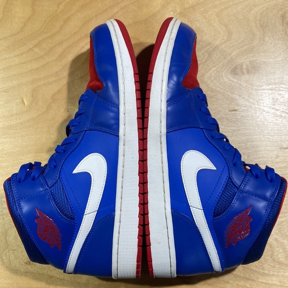 2013 Air Jordan 1 Mid “Detroit Pistons” - Picture 4 of 6